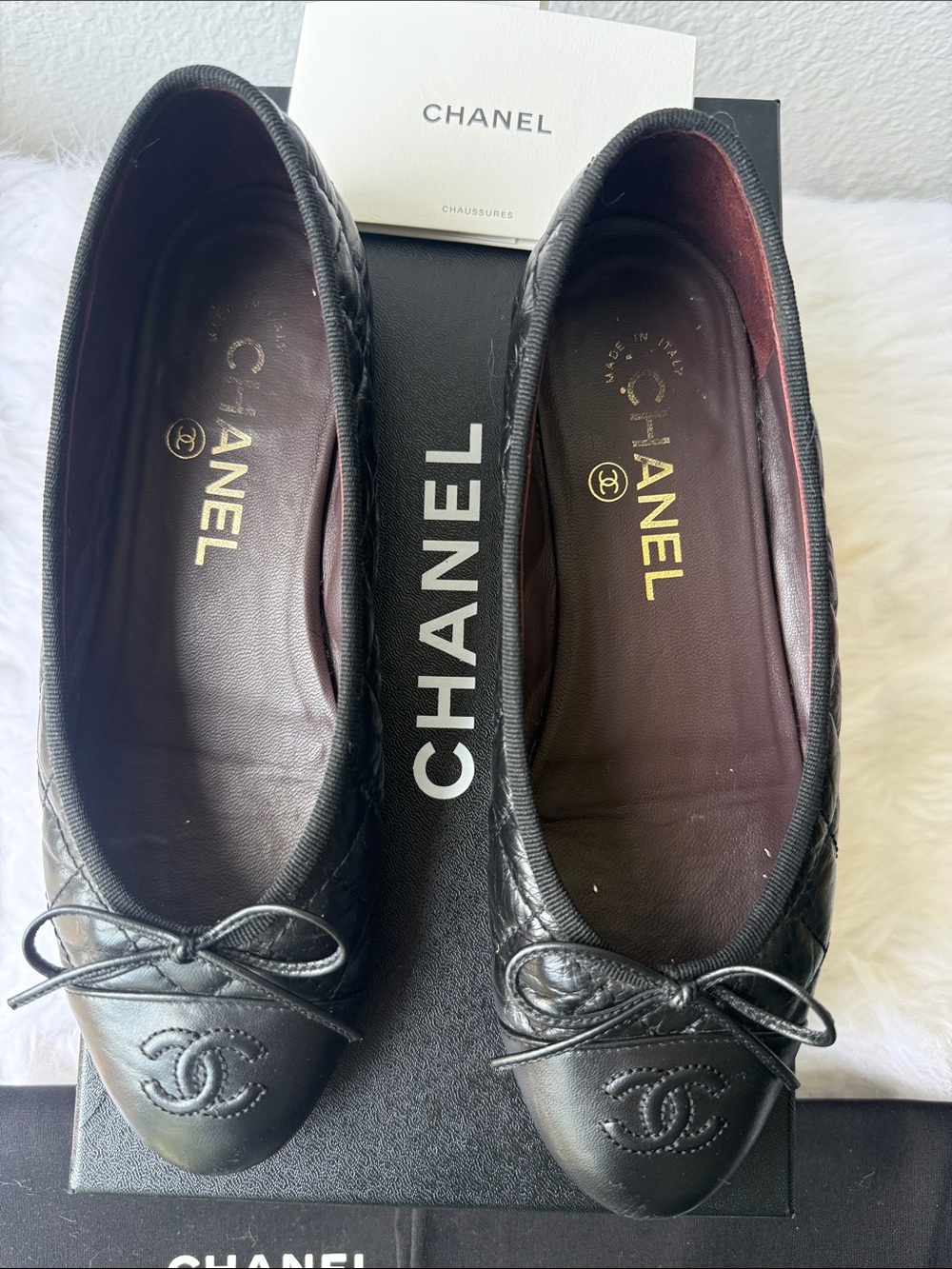 Authentic CHANEL Black Quilted Leather CC Cap-Toe Bow Ballet Flats - Picture 5 of 11